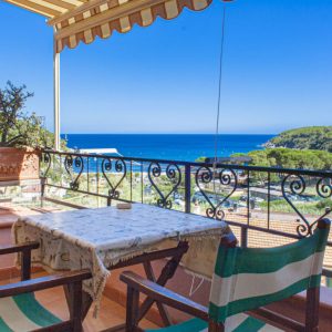 monolocaleilnidoterrazzoconvistamare